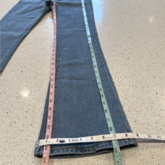 NEW Princess Polly High Waisted Flare Jeans Mid Wash Denim Size 0‎ Bootcut Pants - Picture 13 of 14